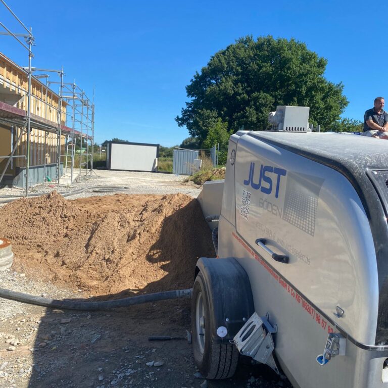 Just Böden, Ernst Just, Estricharbeiten, Zementestrich, Fließestrich, Schnellestrich, Dämmung, Epoxid